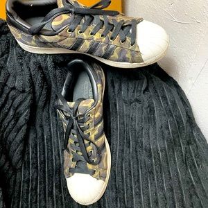 Adidas Superstars - Camo